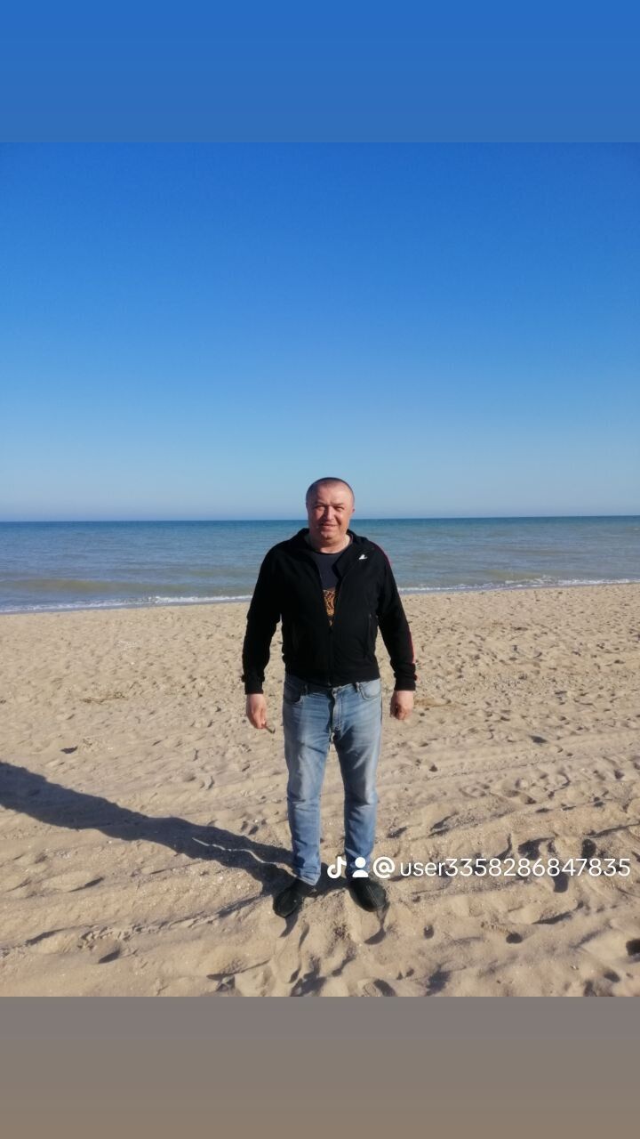  41982767  , 61 ,    