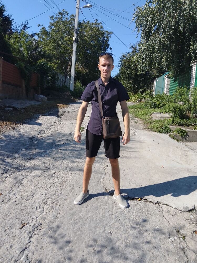  39393827  , 33 ,    