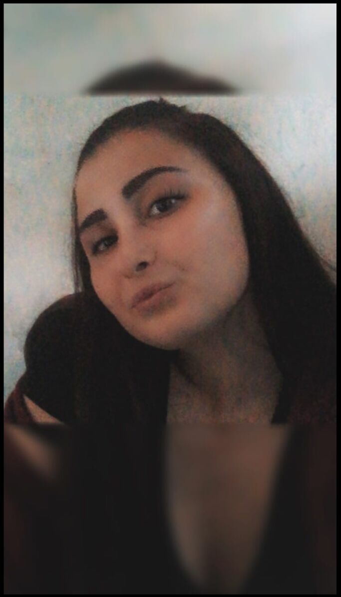  44063817  , 24 ,    