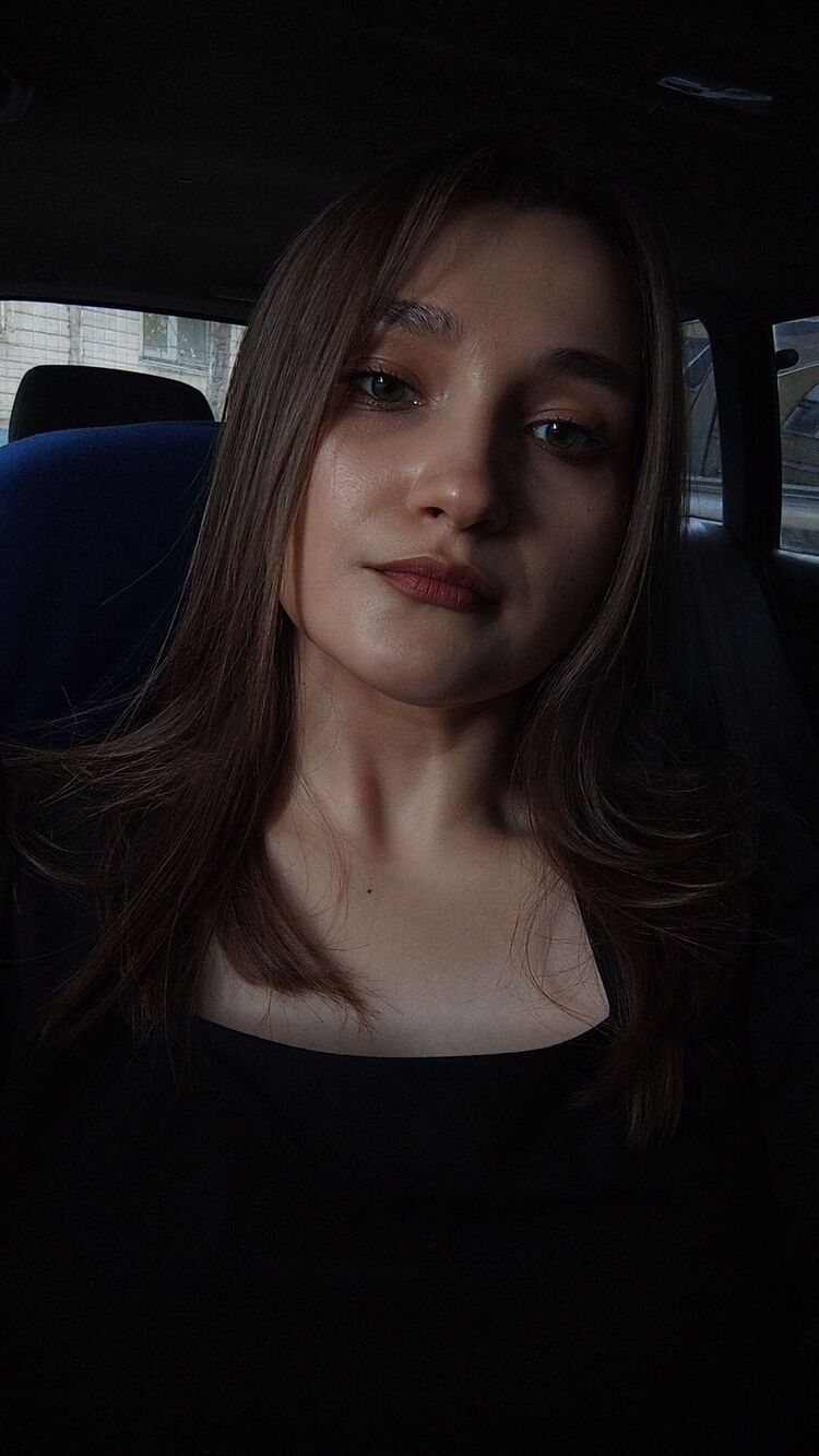  46727597  , 22 ,    