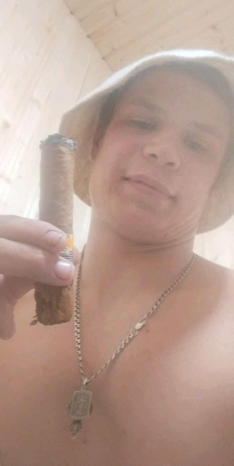  ,   Sergey, 21 ,   c 