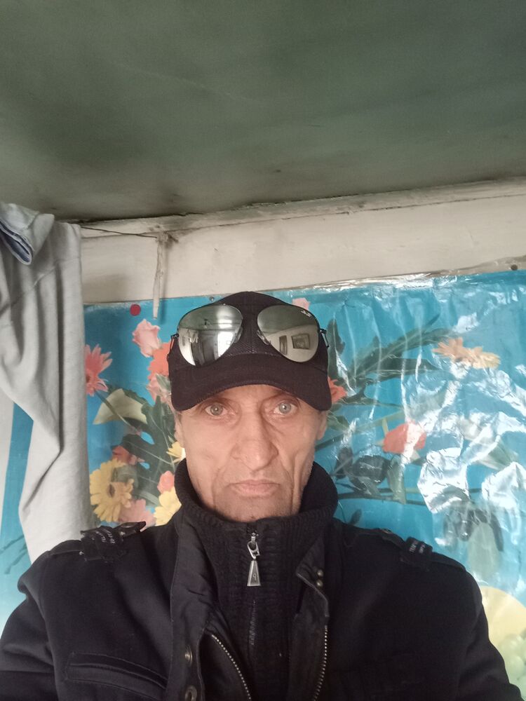  30524937  , 45 ,    
