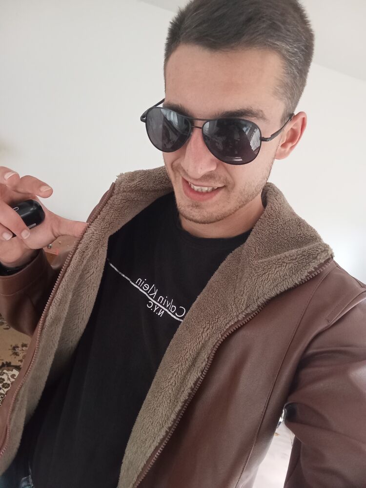  54375227  Black KING, 27 ,    