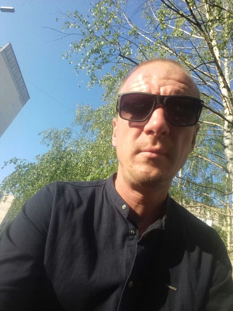  35542447  Oleg, 39 ,    