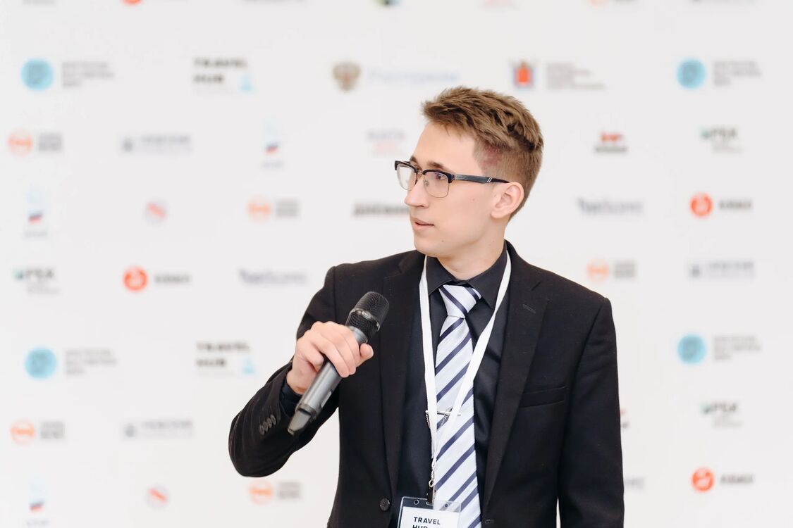  29716907  Vladislav, 25 ,    