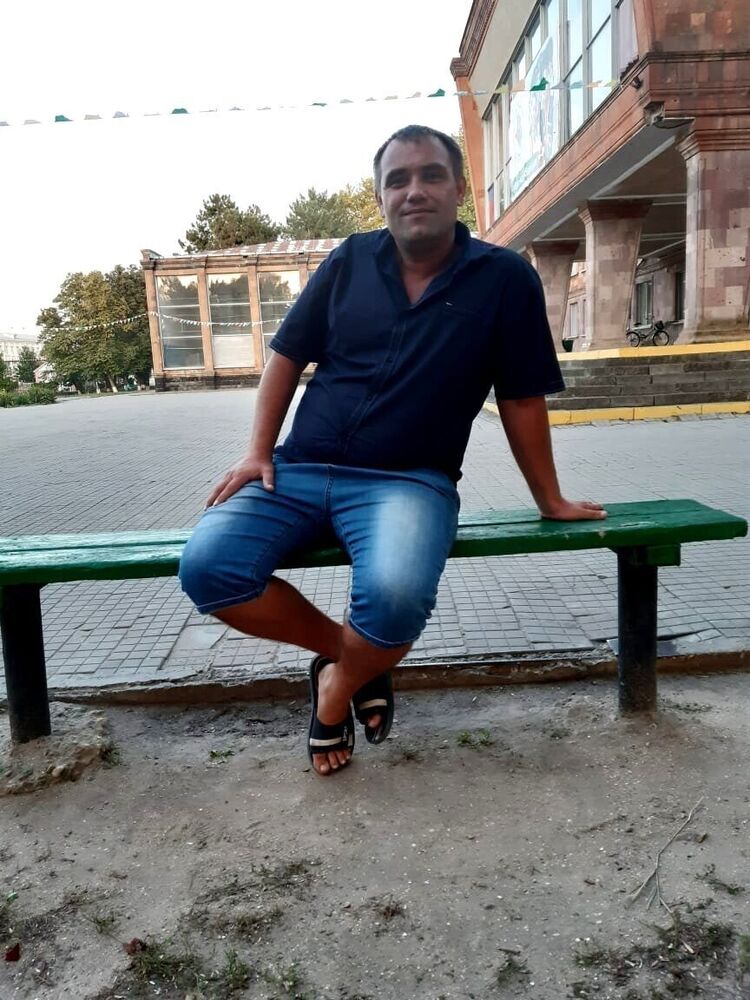  21325937  , 42 ,    