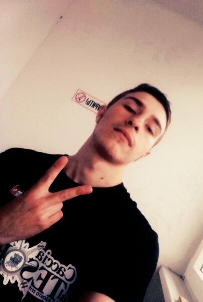  ,   Andrei, 25 ,  