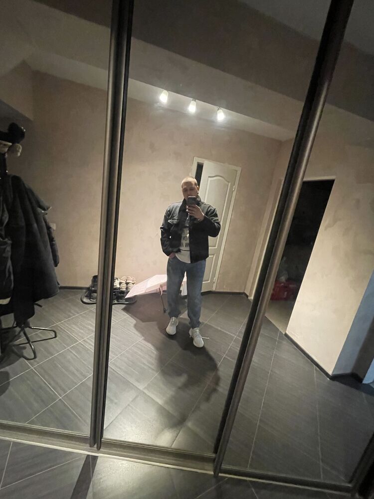  34694647  , 24 ,    