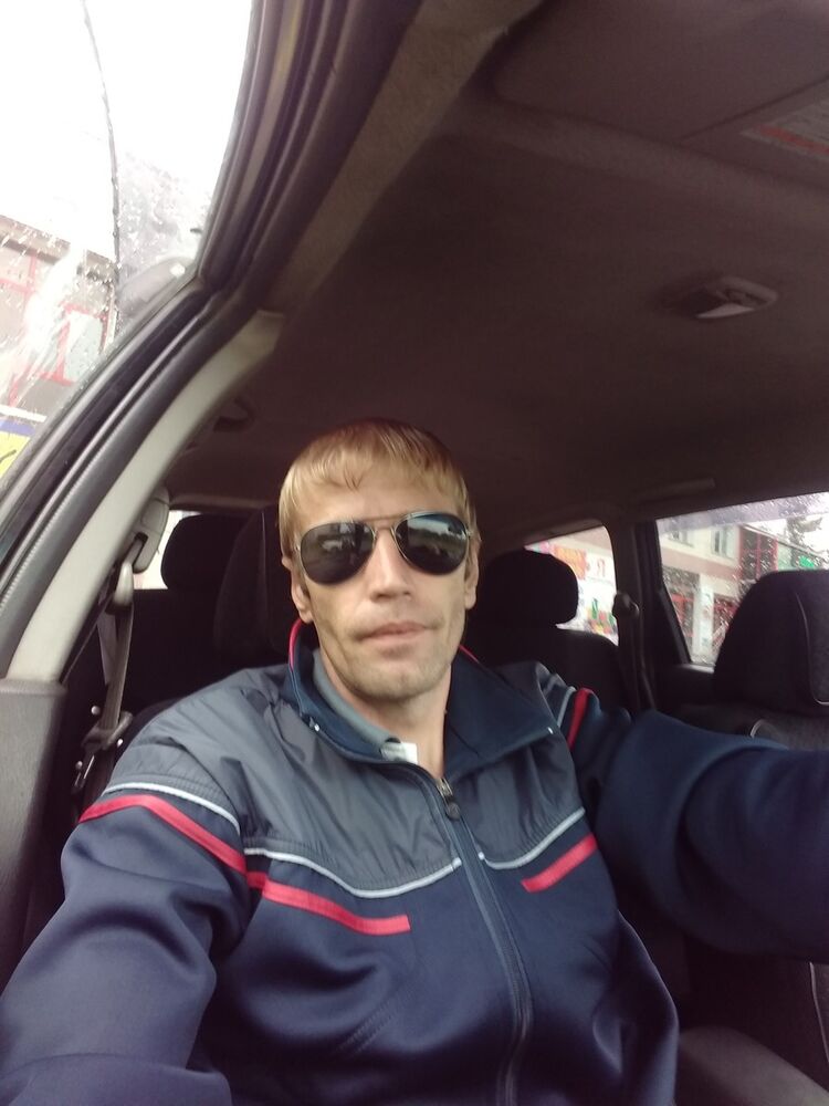  ,   Petr, 45 ,   ,   , c 