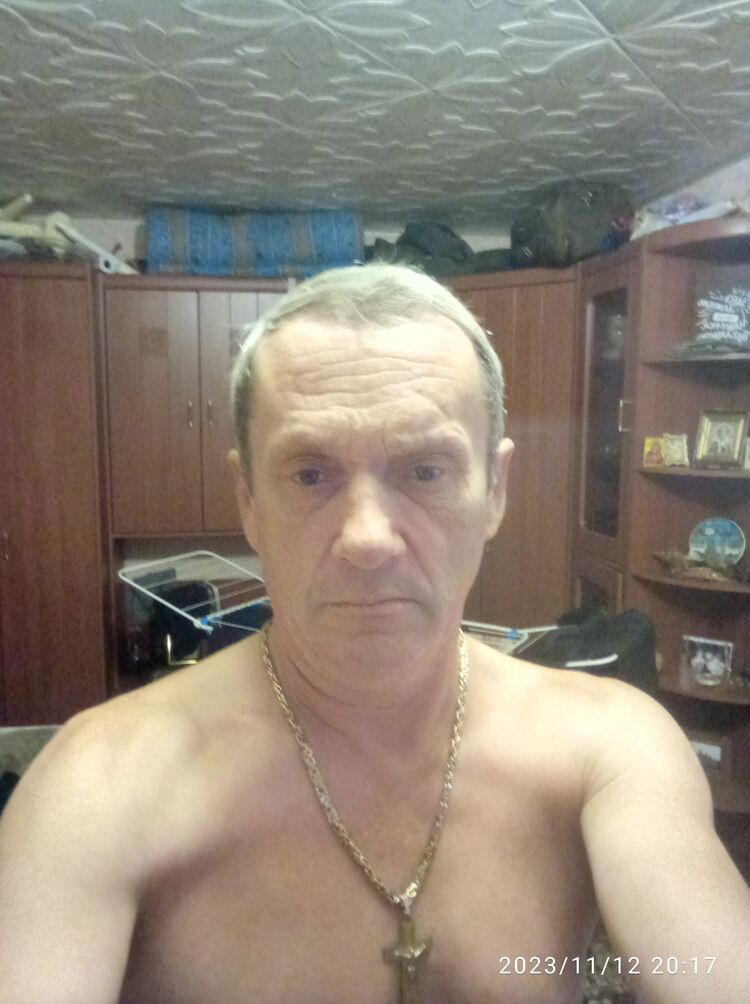  42231177  , 52 ,    