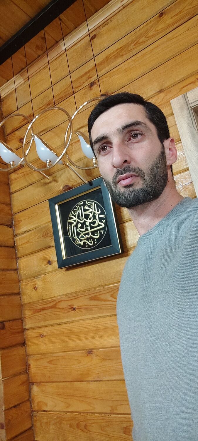 52063677  , 34 ,    