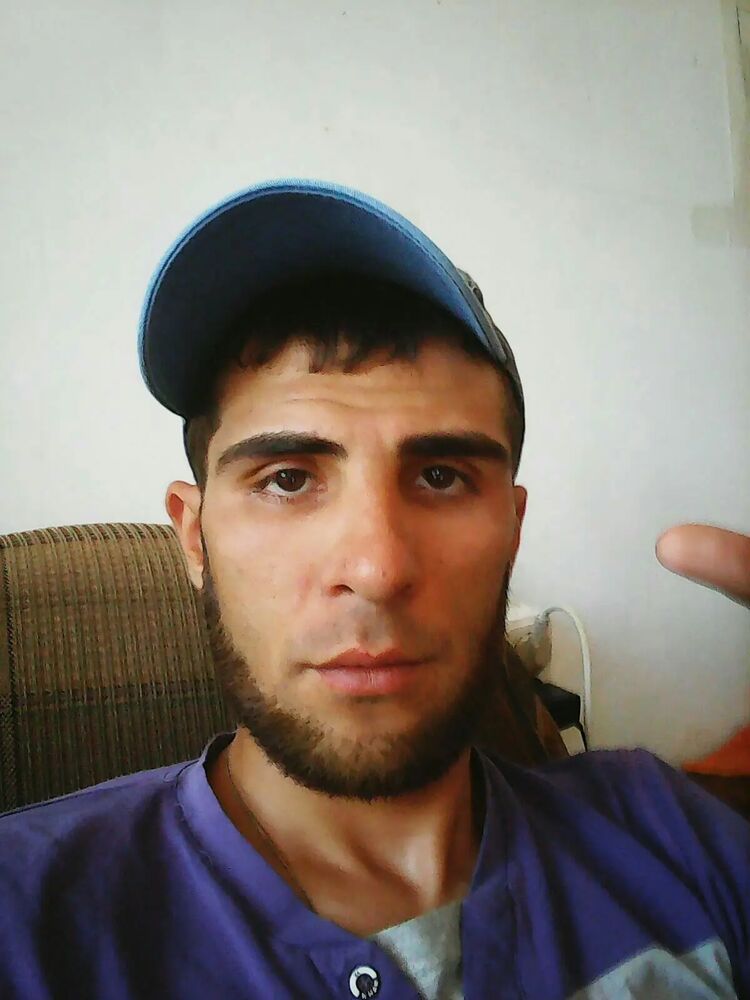  44599157  Aser, 34 ,    