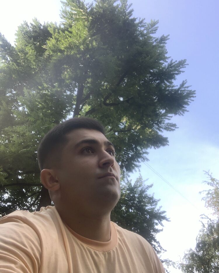  44884087  , 32 ,    
