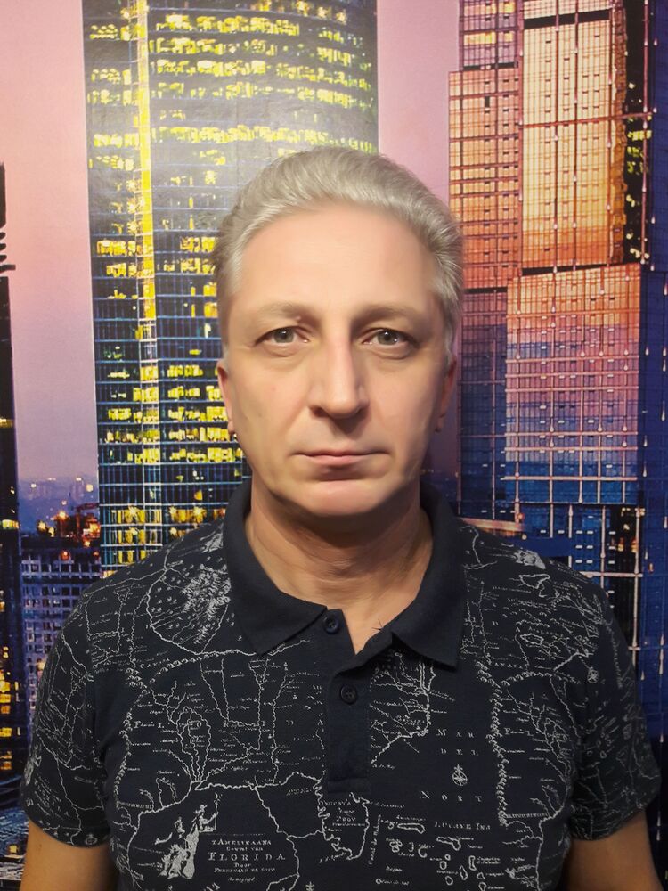  23054517  ROMAN, 57 ,    
