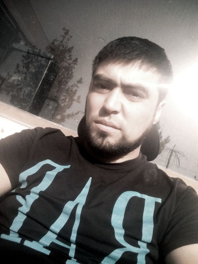  43216787  Murod, 37 ,    