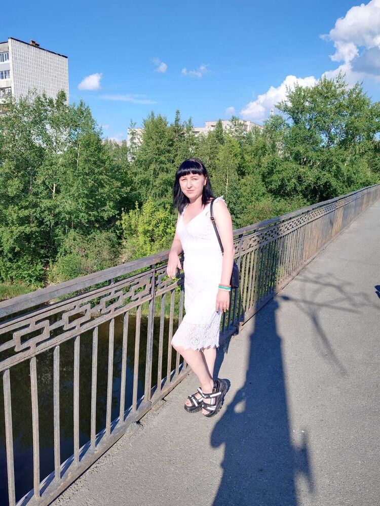  38257727  Irishka, 38 ,     