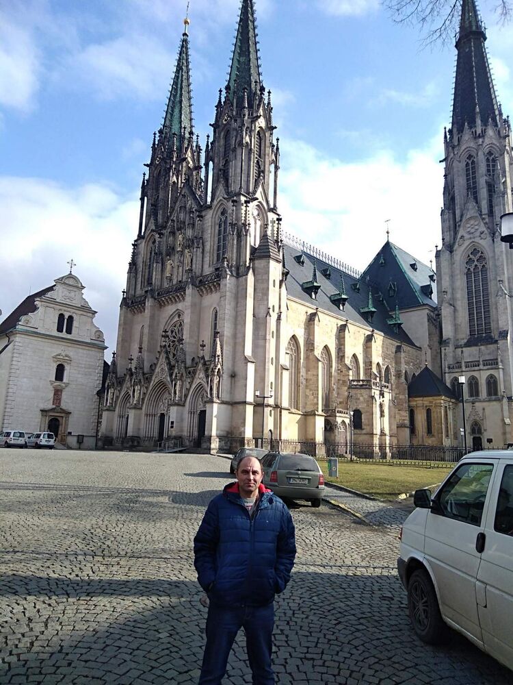  ,   Anatol, 51 ,   ,   