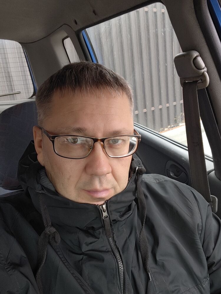  54141377  Valentin, 45 ,    