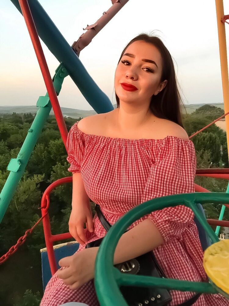  31960497  Katerina, 27 ,    