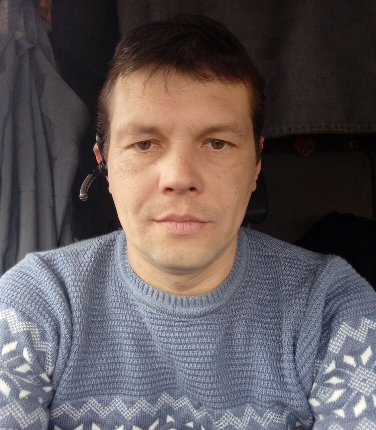  43985417  , 44 ,     