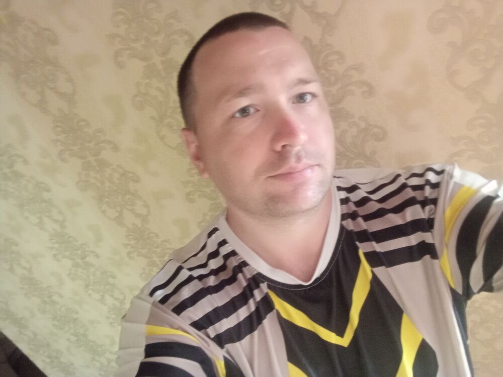  44157147  , 33 ,    