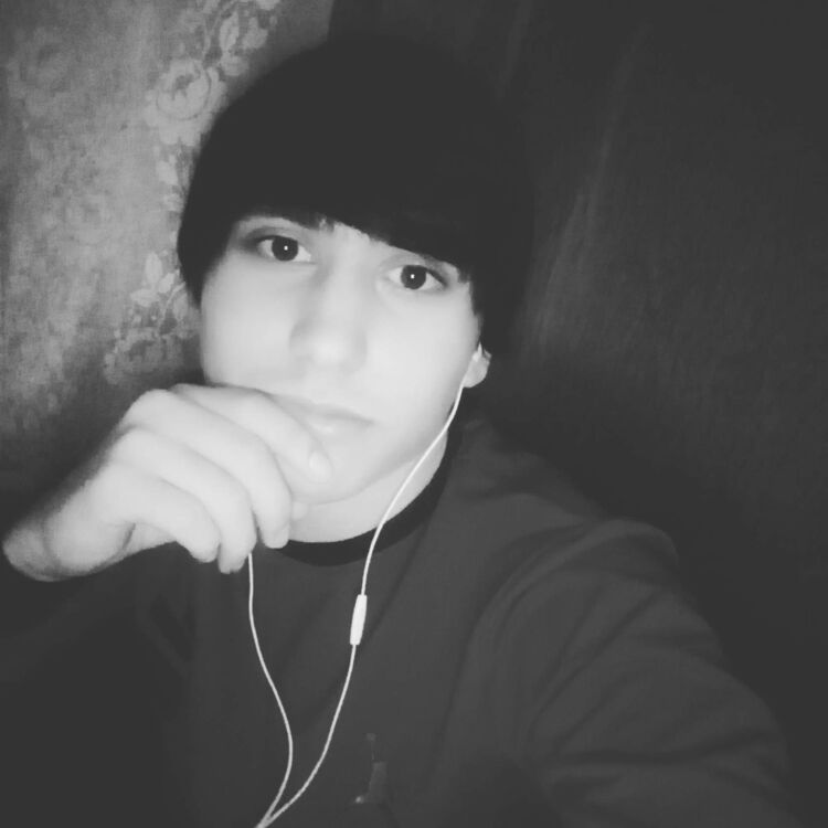  42414837  , 24 ,    