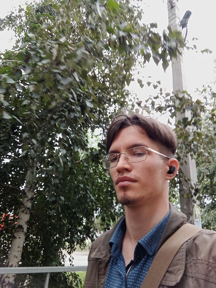  45810527  , 24 ,    