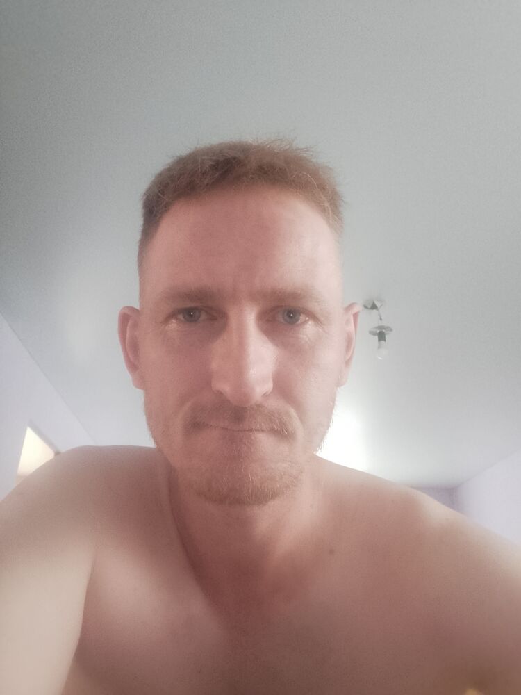  44163537  , 39 ,    