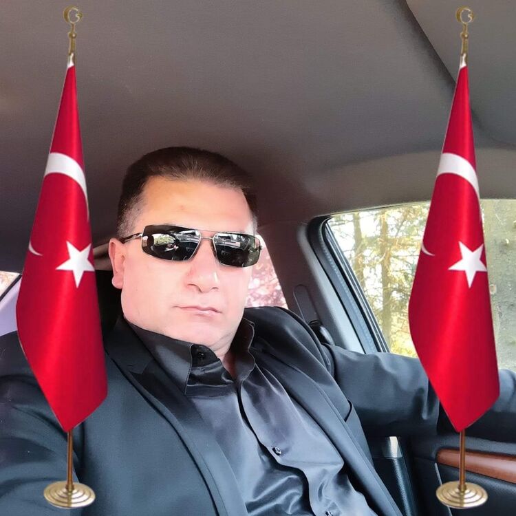  52955137  Hamid , 51 ,    