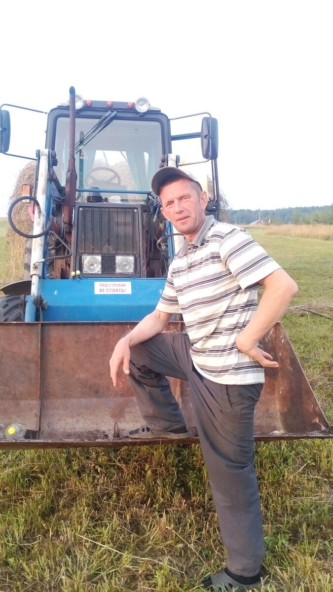  8221067  Vladimir, 53 ,    