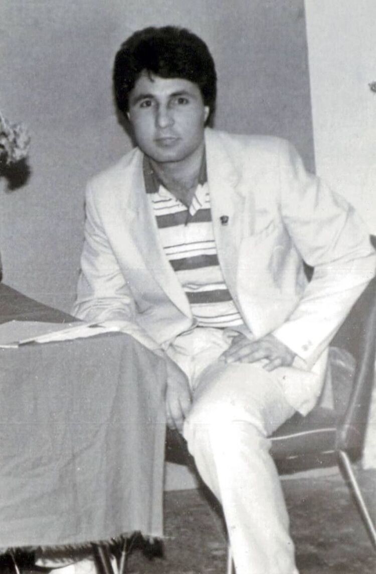  52595587  Amit, 55 ,    