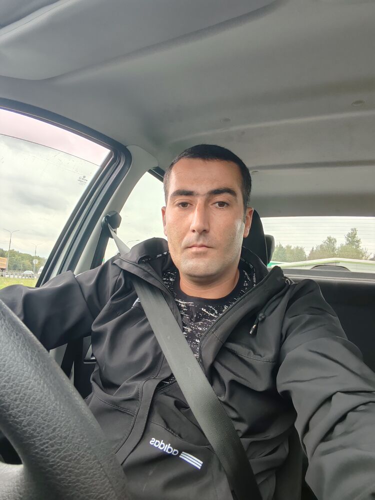  53646687  Farid, 29 ,    -