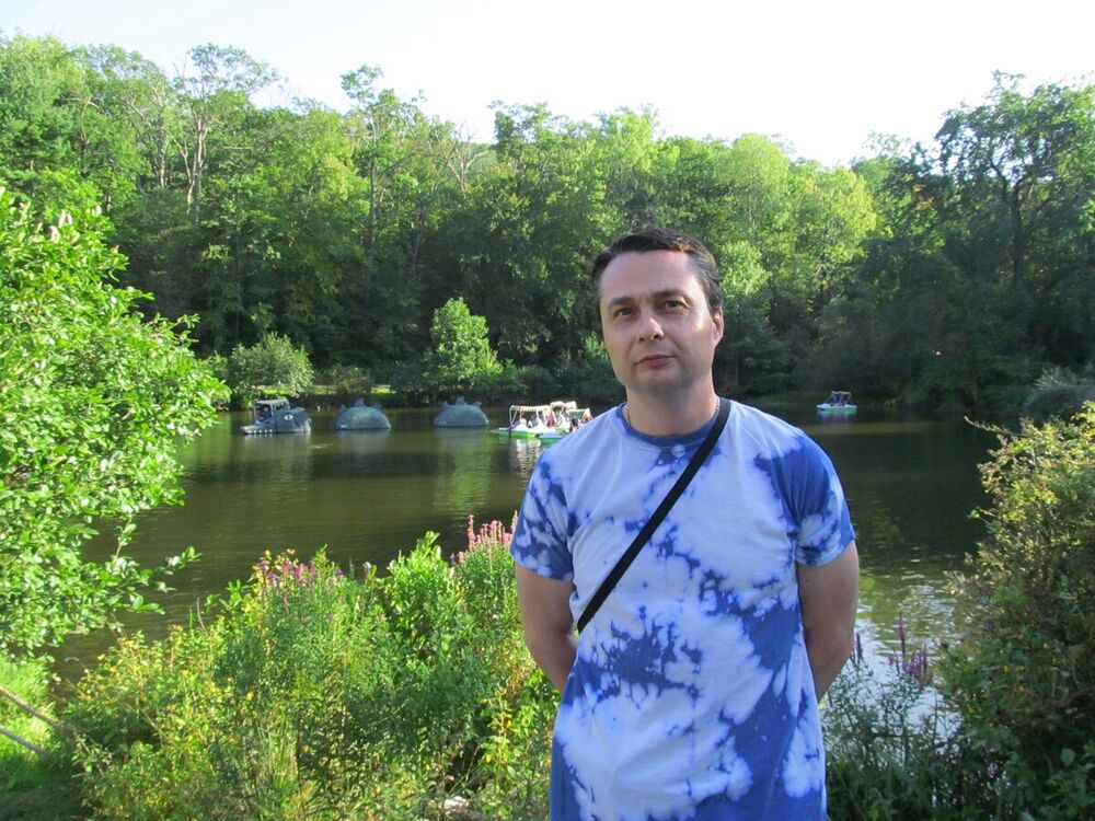  21979217  Aleksandr, 49 ,    New York City