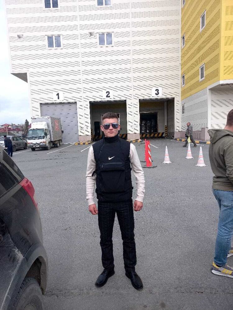  29944987  Sergey, 23 ,    -