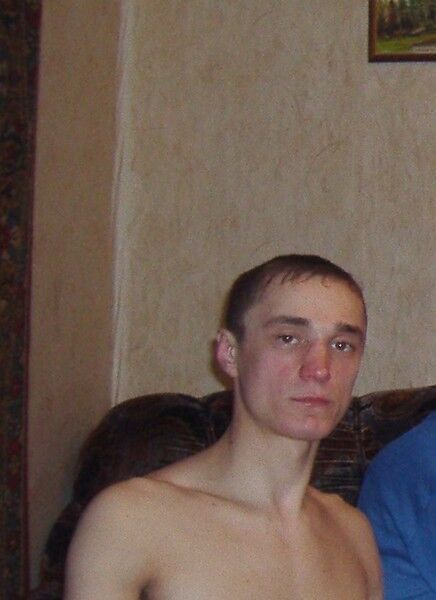  10766177  Alex, 40 ,    