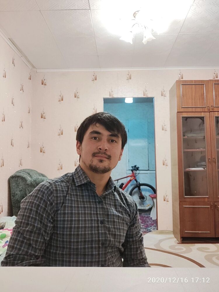  ,   Avazbek, 28 ,   ,   