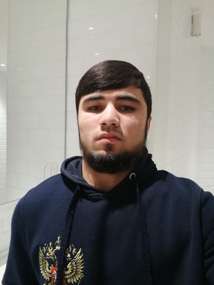  22060467  , 28 ,    