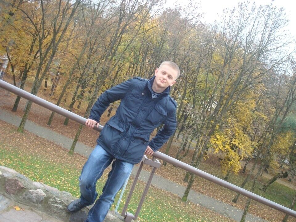  ,   Eric, 33 ,   