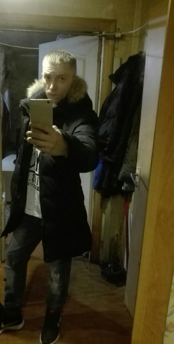  19073107  Raimonds, 35 ,    