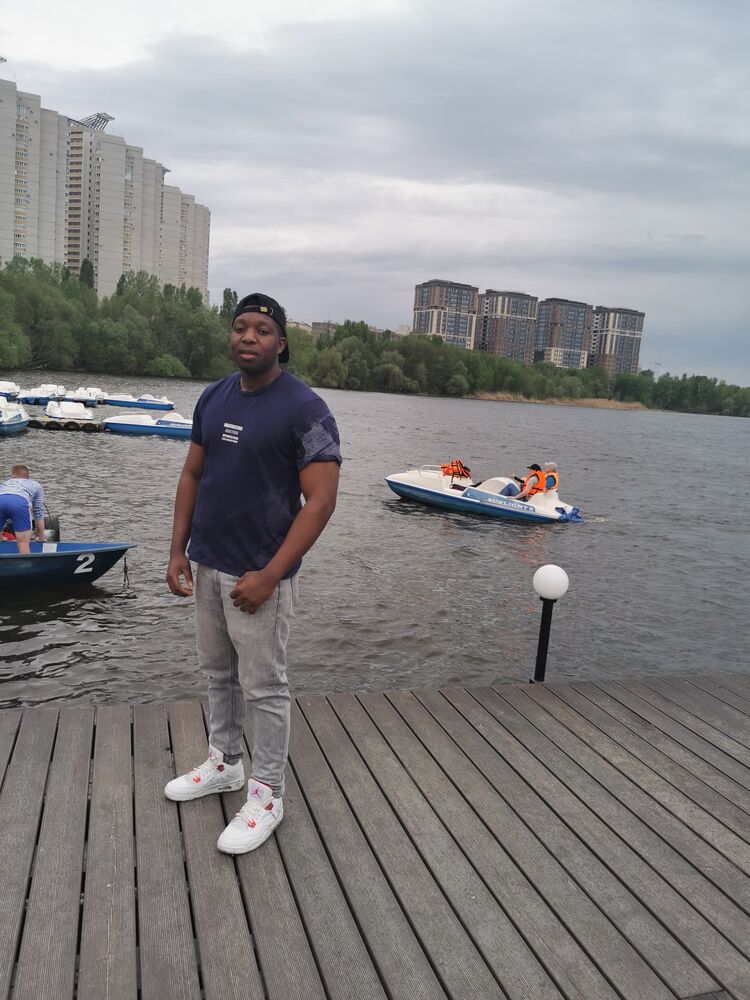  48530047  , 32 ,    