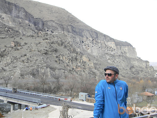  ,   Gio, 42 ,   
