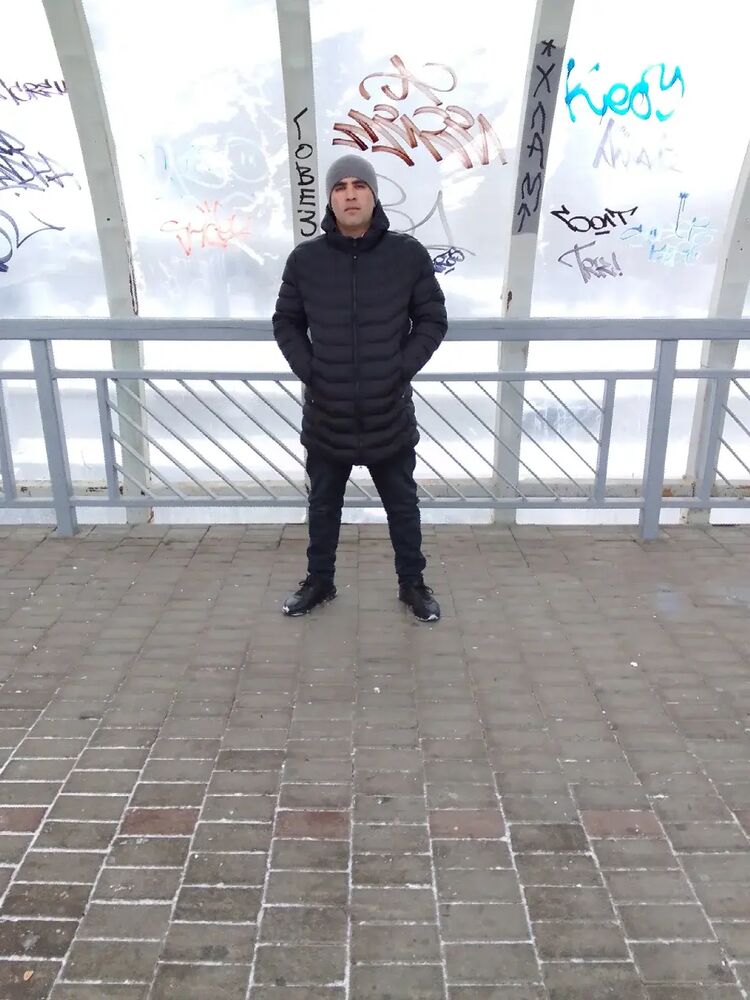  32335887  , 30 ,    