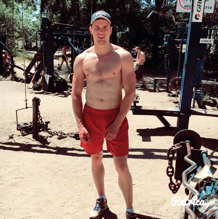 ���� 8851487 ������� ����, 33 ����, ���� ���������� � �����������