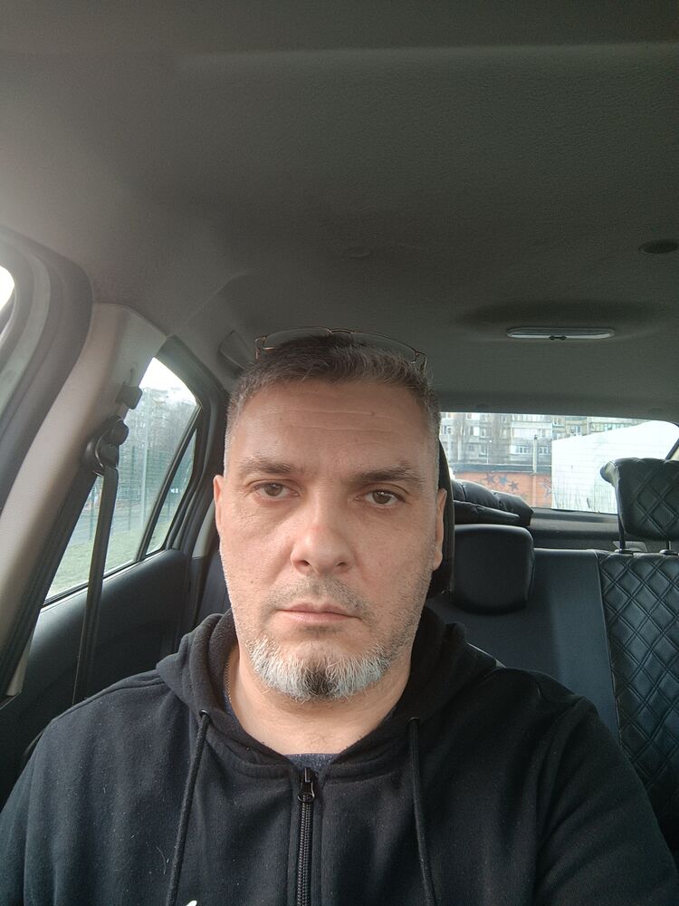  31568477  , 55 ,    