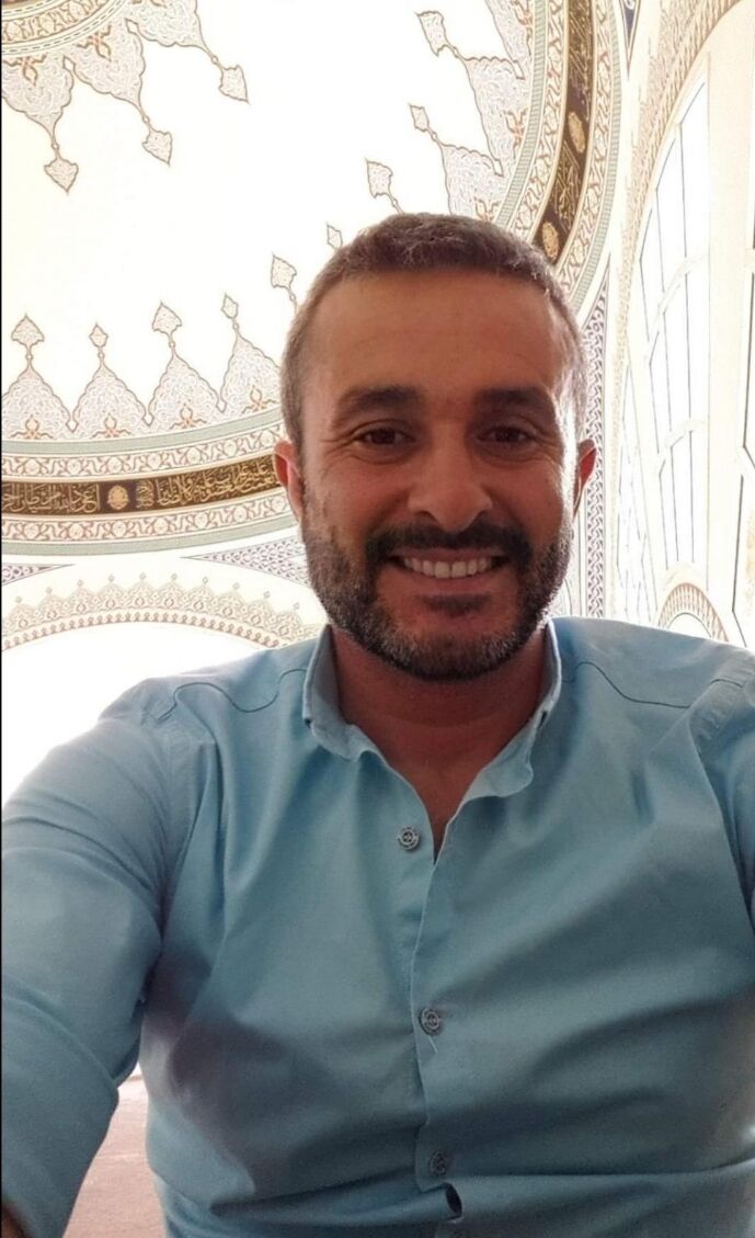  31856617  Kadir, 45 ,    