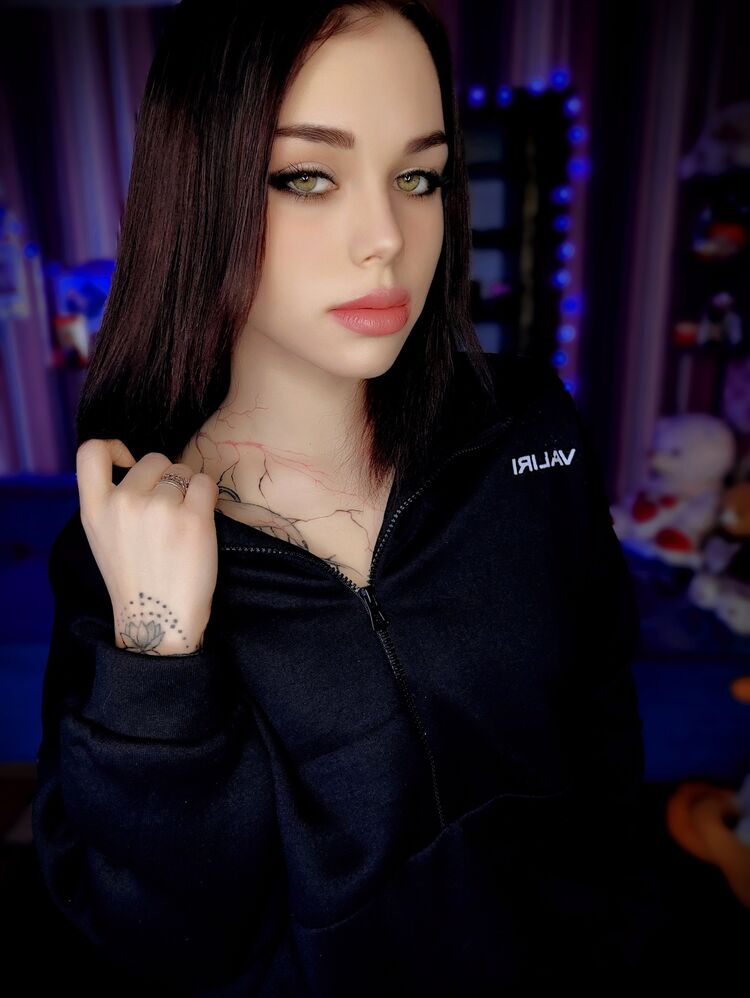  34004157  , 24 ,    