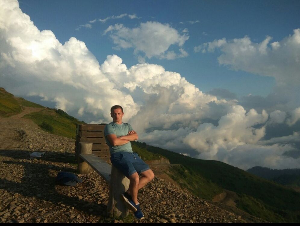  51181547  Ruslan, 37 ,    -