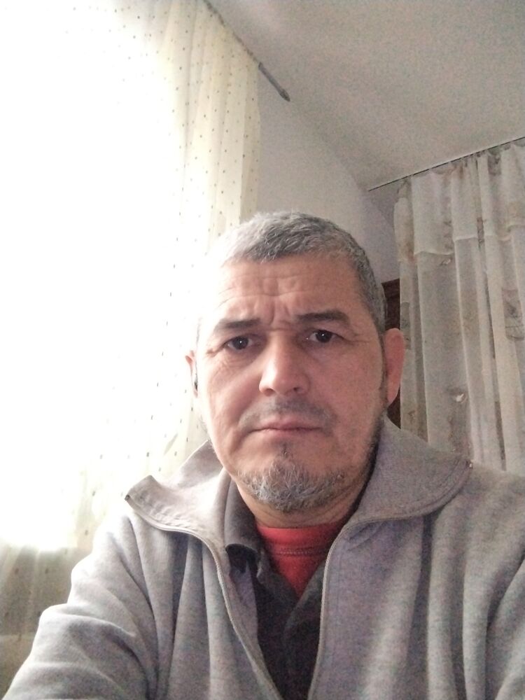  45758507  , 49 ,    