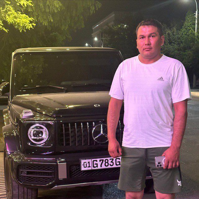  46235857  Temur, 28 ,    
