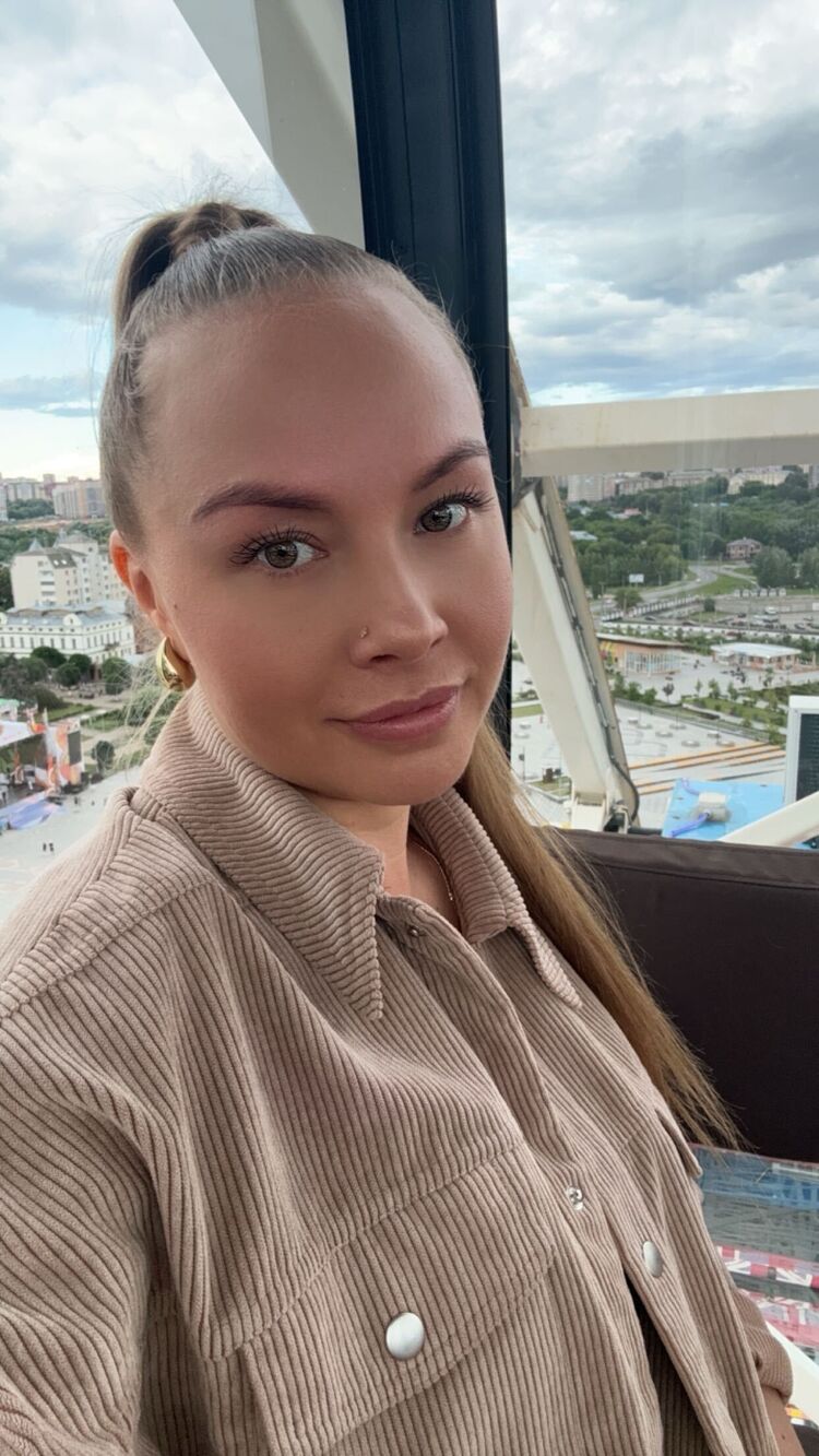  44701407  , 39 ,    -